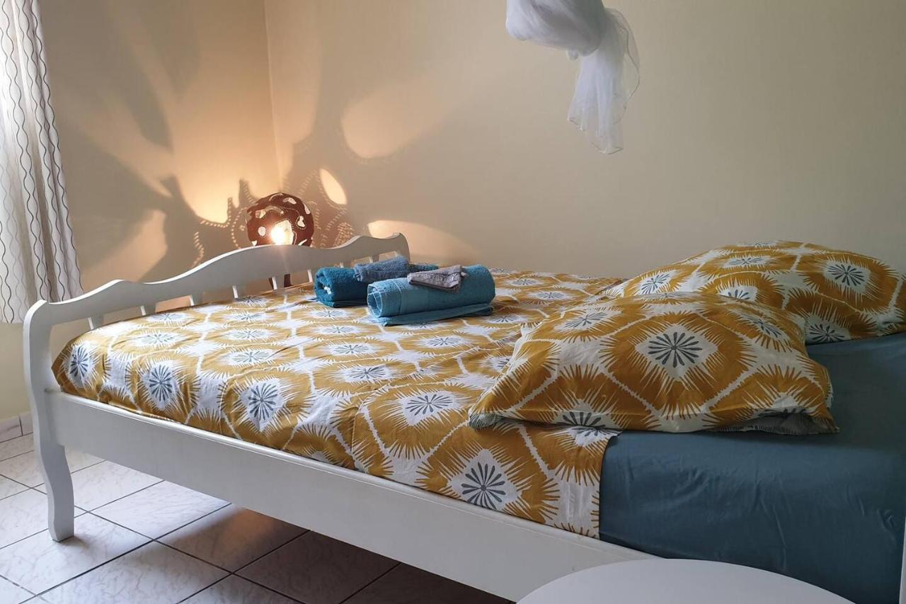 Le Petit Robert Maison F3 Plein Pied Le Robert Dış mekan fotoğraf