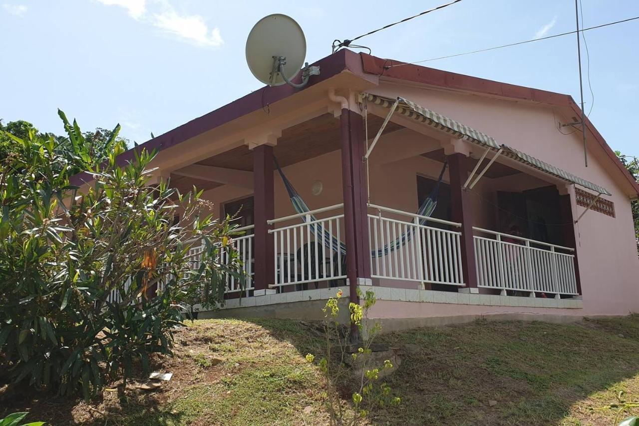 Le Petit Robert Maison F3 Plein Pied Le Robert Dış mekan fotoğraf